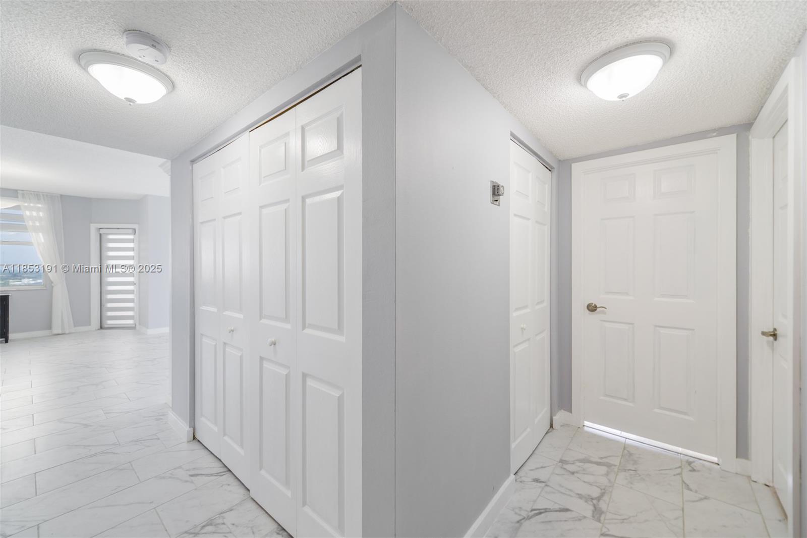 See details 21F 2 / 2 1340 sq. ft. $ 2025-08-05 0 Photo