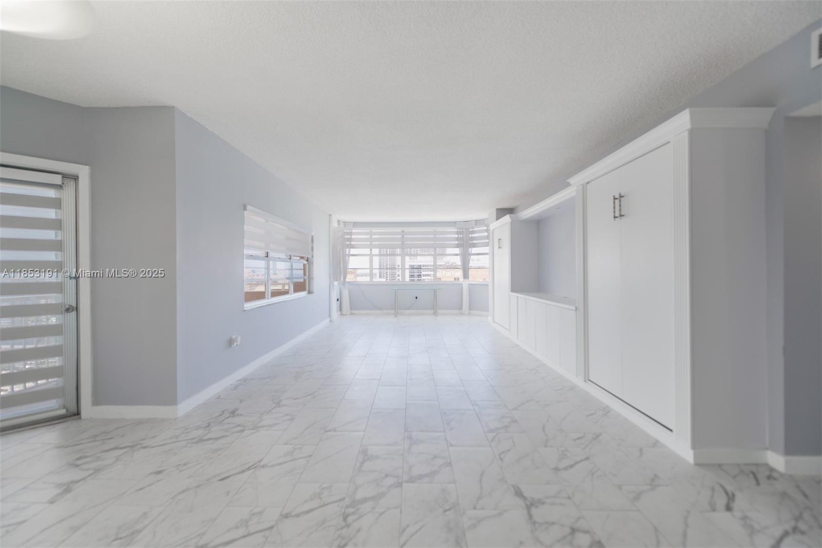 See details 21F 2 / 2 1340 sq. ft. $ 2025-08-05 0 Photo