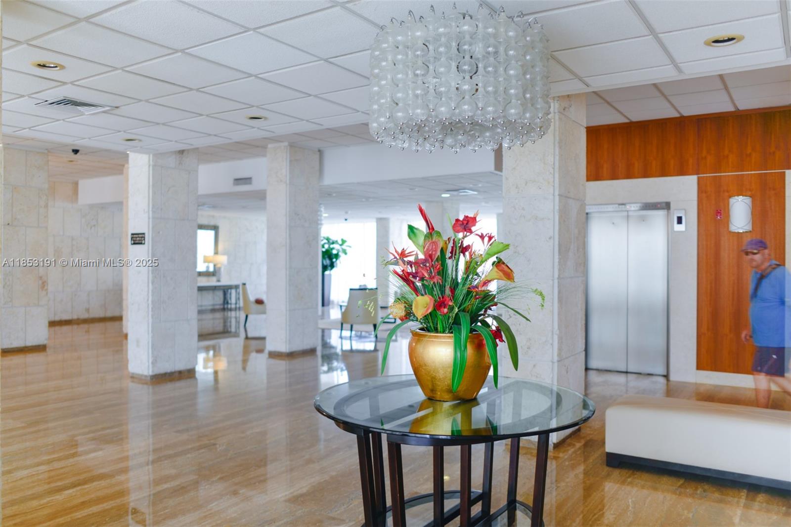 See details 21F 2 / 2 1340 sq. ft. $ 2025-08-05 0 Photo