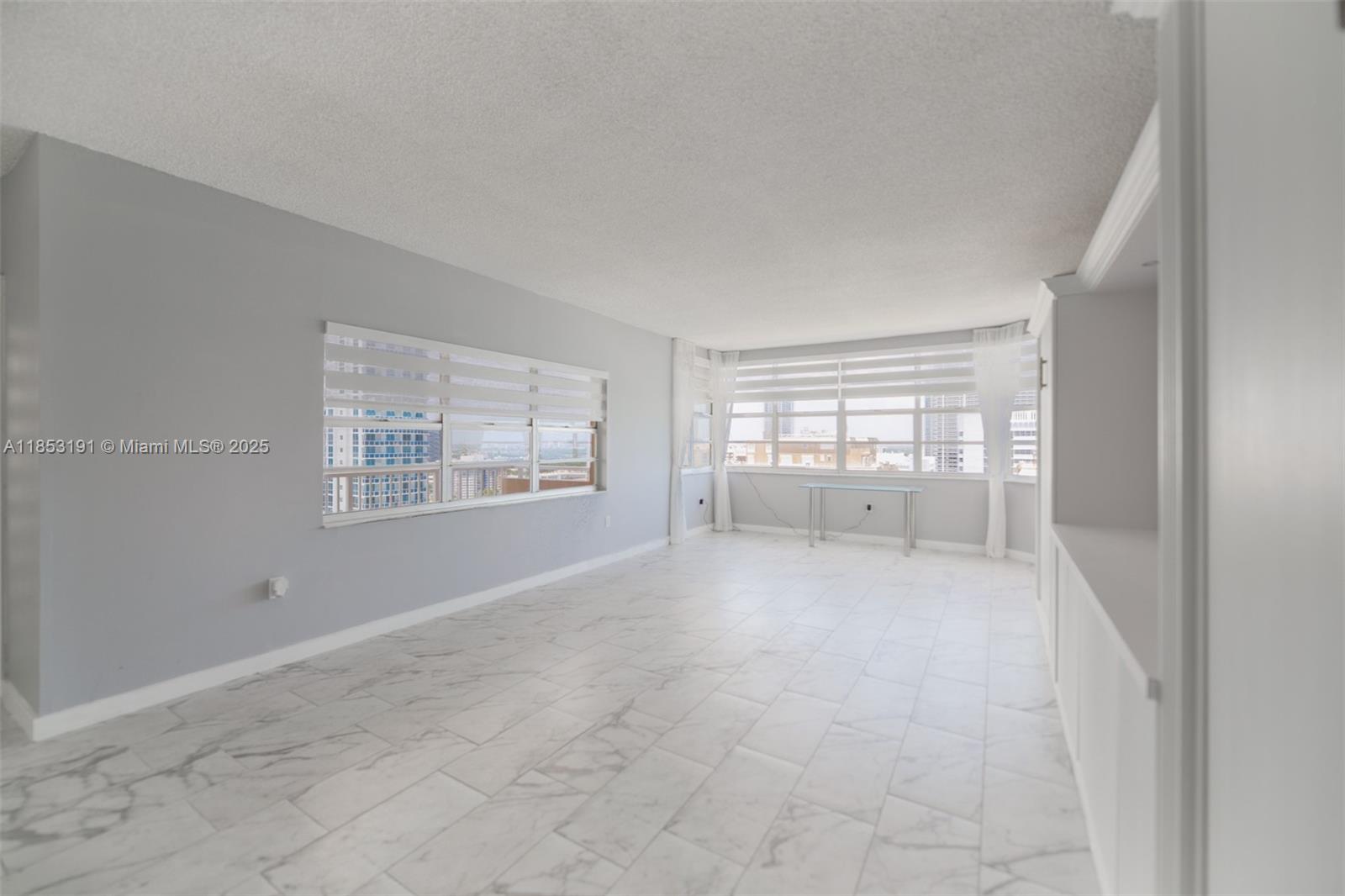 See details 21F 2 / 2 1340 sq. ft. $ 2025-08-05 0 Photo