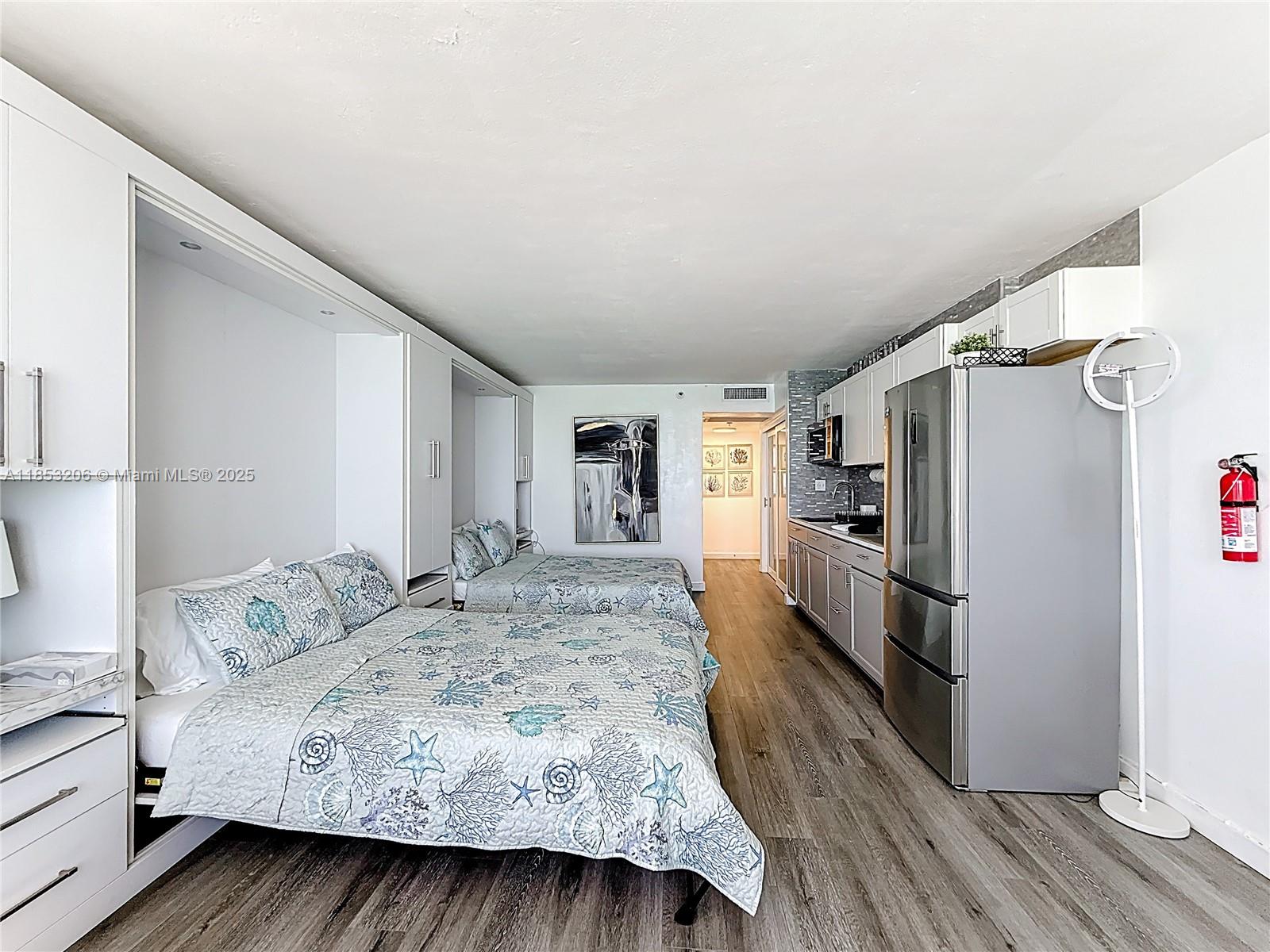 Photo of 19201 Collins Ave #610, Sunny Isles Beach, Florida, 33160 -