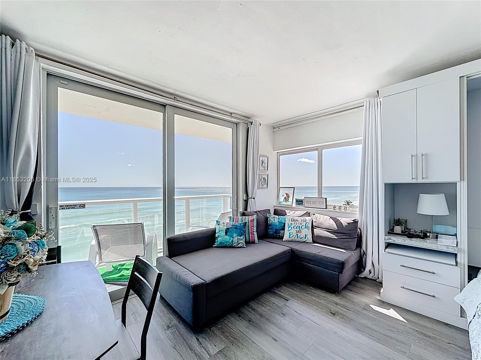 Photo of 19201 Collins Ave #610, Sunny Isles Beach, Florida, 33160 -