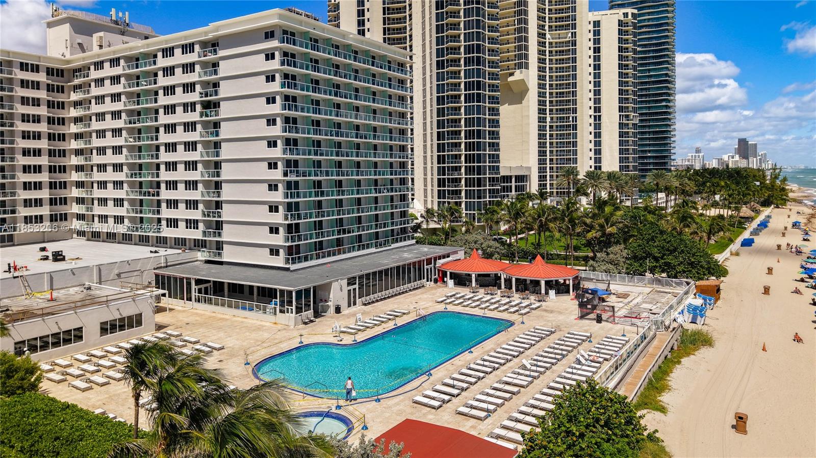 Photo of 19201 Collins Ave #610, Sunny Isles Beach, Florida, 33160 -