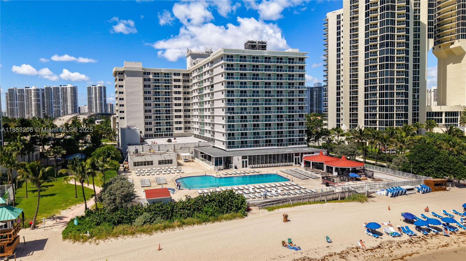 Photo of 19201 Collins Ave #610, Sunny Isles Beach, Florida, 33160 -