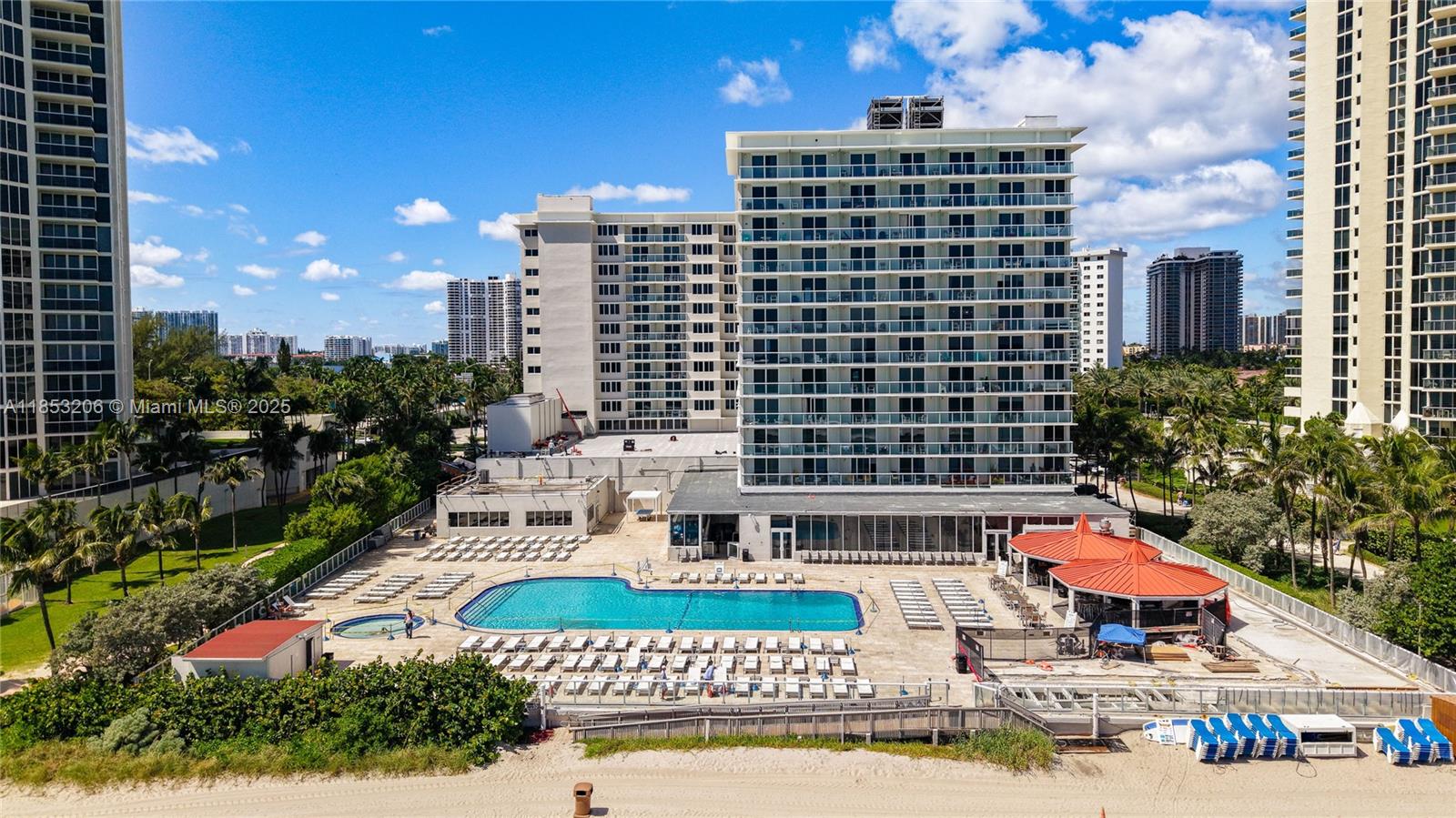 Photo of 19201 Collins Ave #610, Sunny Isles Beach, Florida, 33160 -