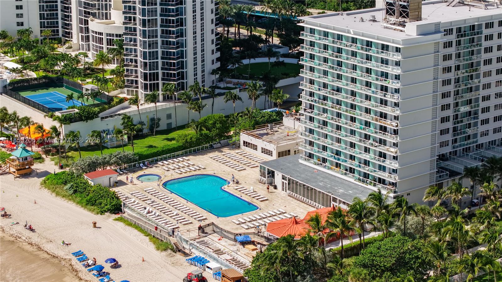 Photo of 19201 Collins Ave #610, Sunny Isles Beach, Florida, 33160 -
