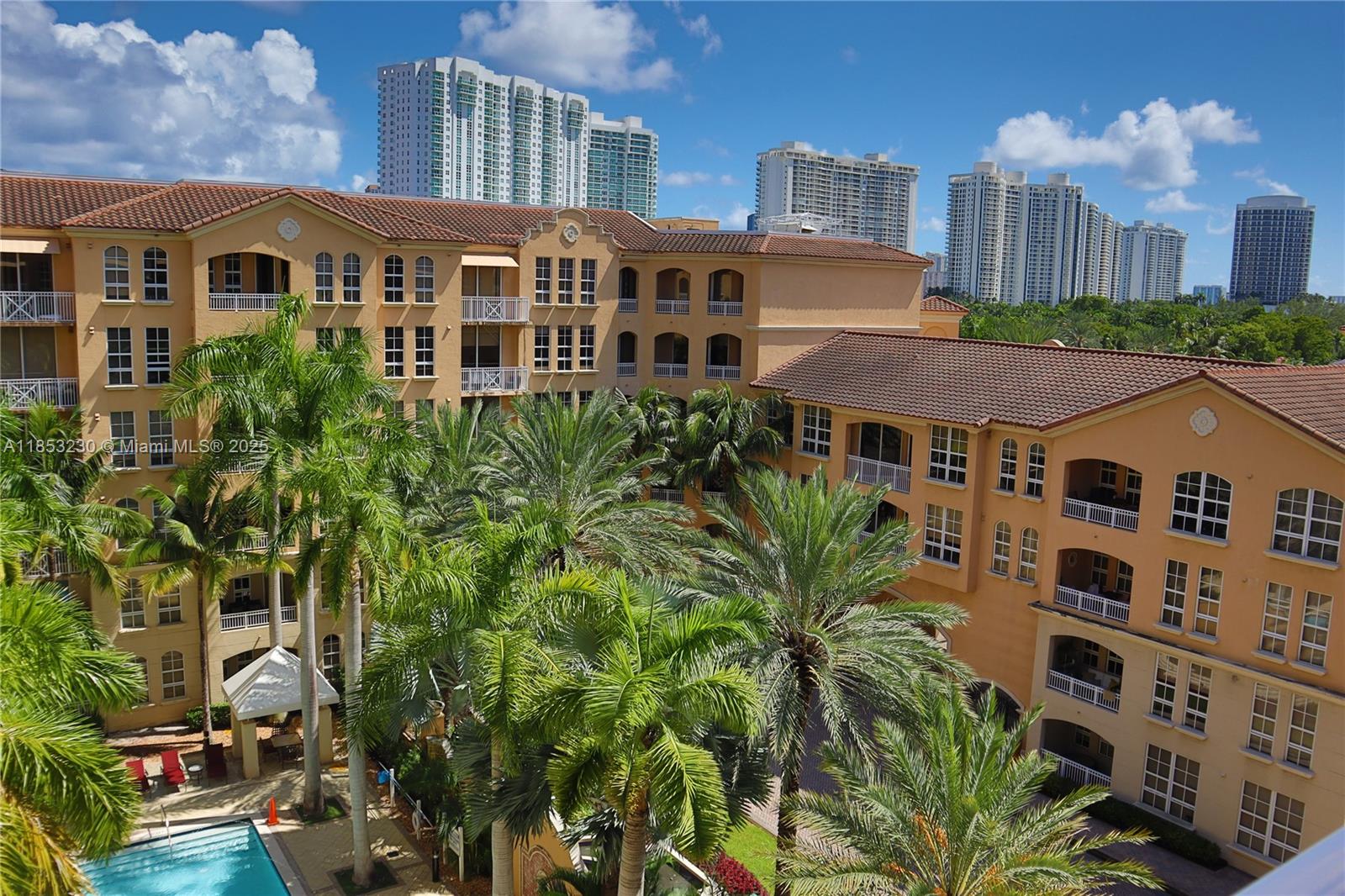Photo of 3001 185th St  #638, Aventura, Florida, 33180 - 
