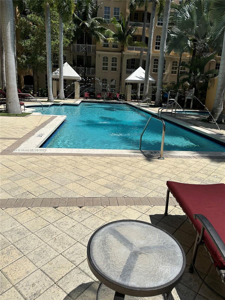 Photo of 3001 185th St  #638, Aventura, Florida, 33180 - 