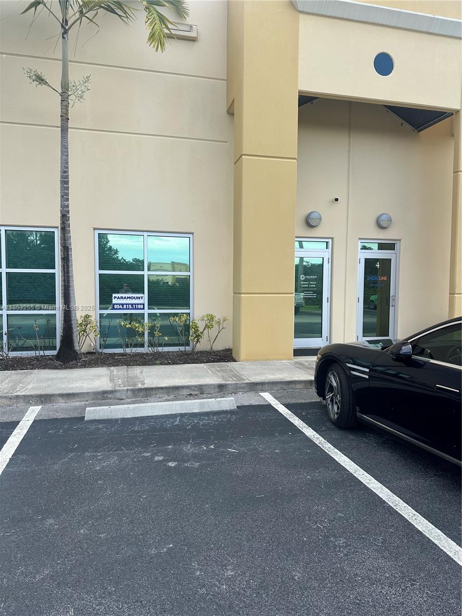 3  /   sq. ft. $ 2025-08-05 0 foto
