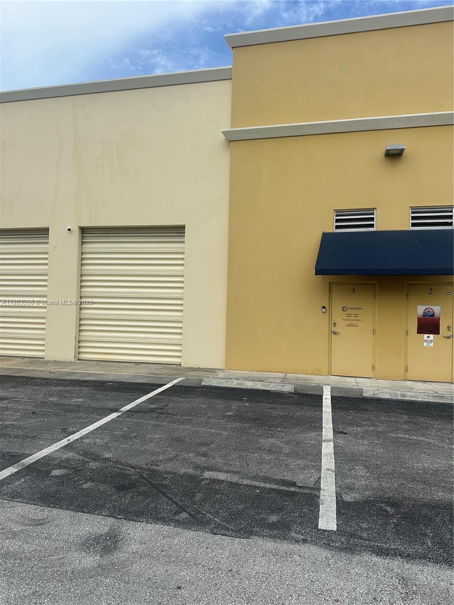 3  /   sq. ft. $ 2025-08-05 0 foto