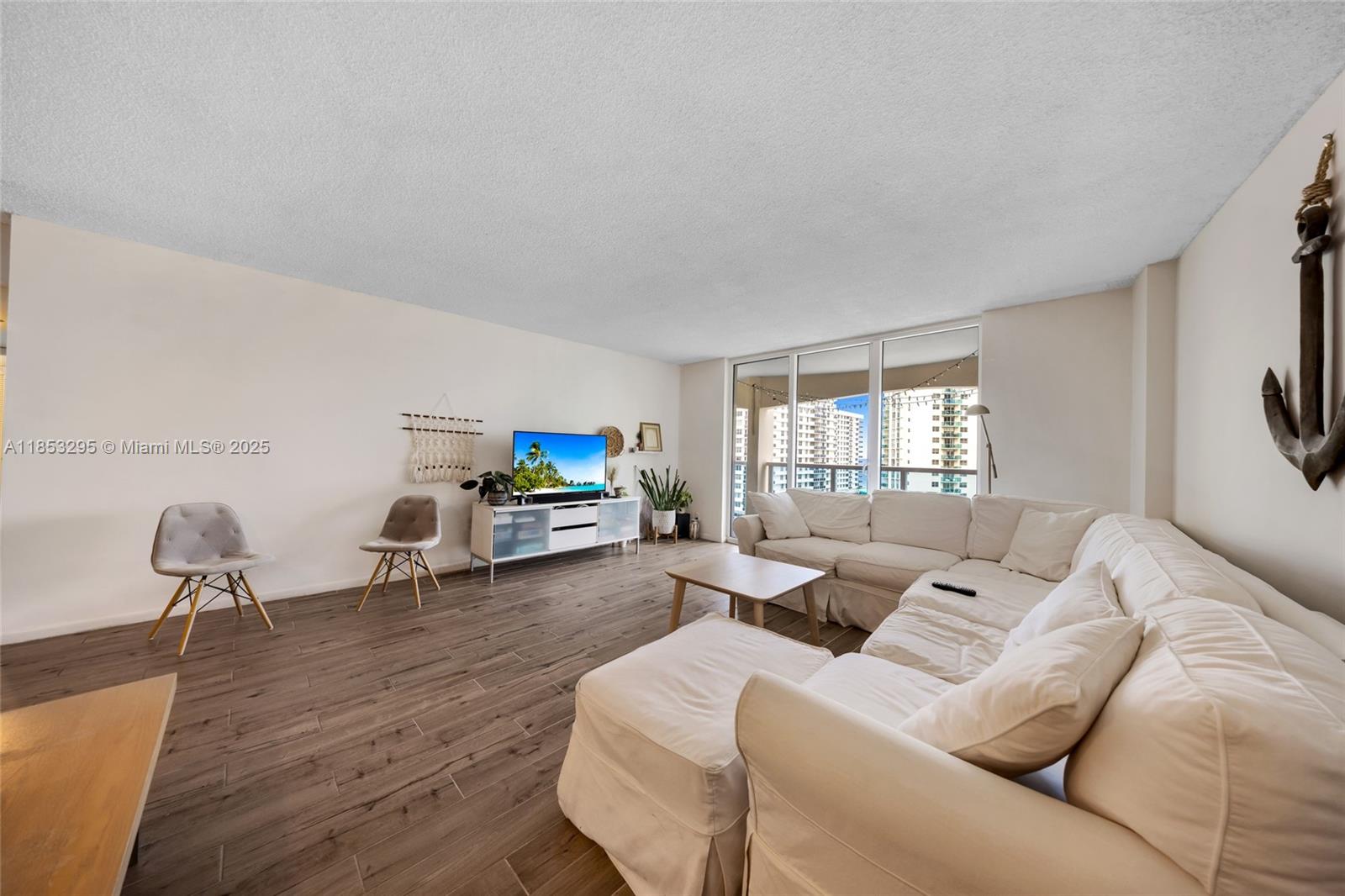 Photo of 3800 Ocean Dr #817, Hollywood, Florida, 33019 -
