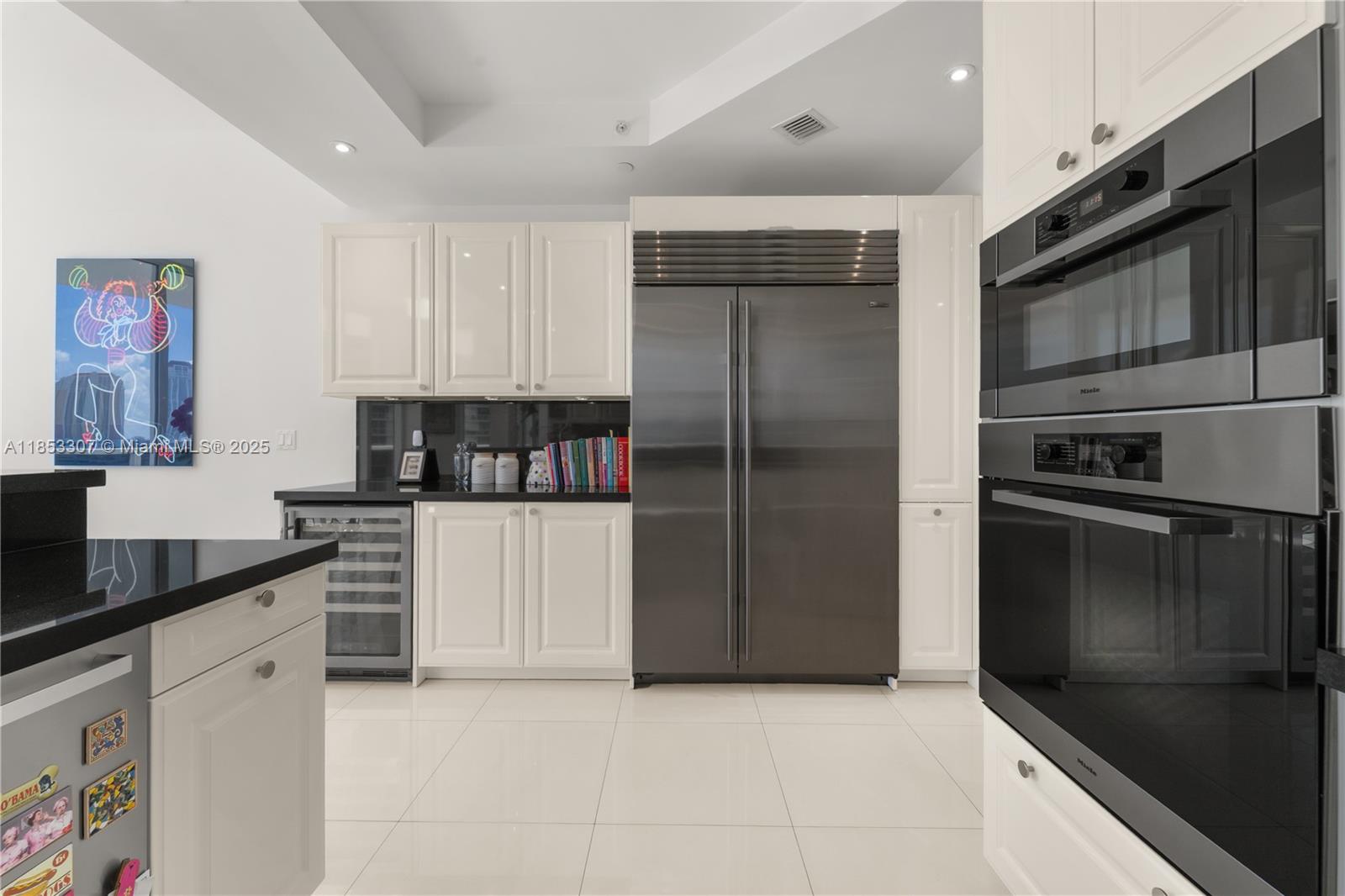 902 3 / 4 2608 sq. ft. $ 2025-08-05 0 Photo