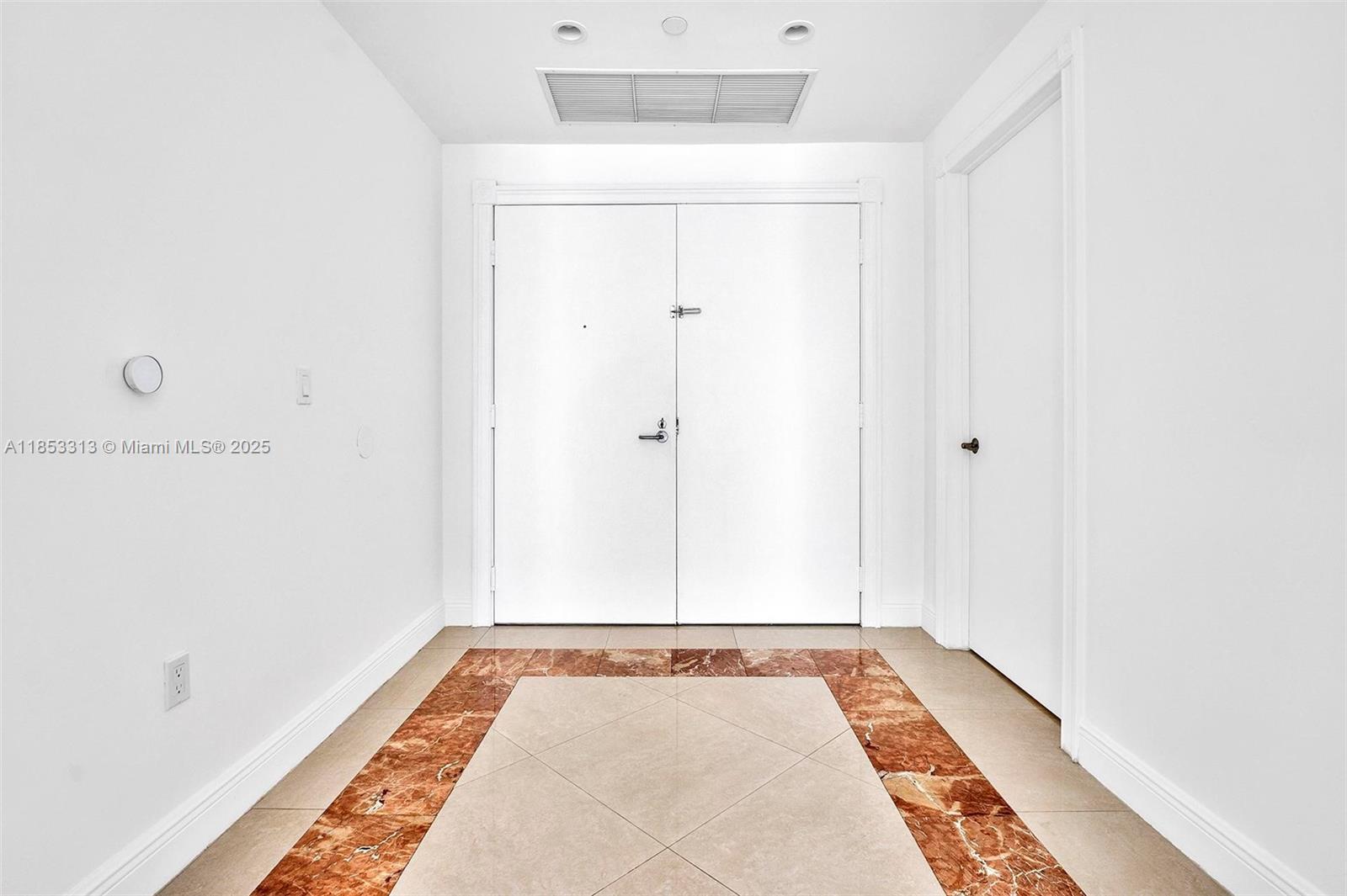 Photo of 3131 188th St  #1-1212, Aventura, Florida, 33180 - 