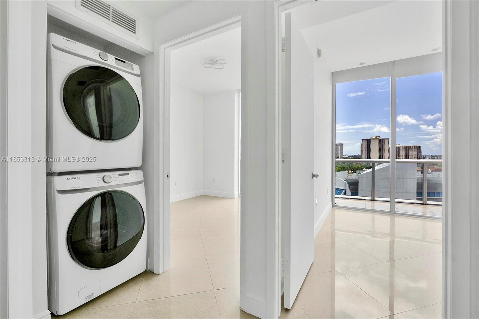 Photo of 3131 188th St  #1-1212, Aventura, Florida, 33180 - 