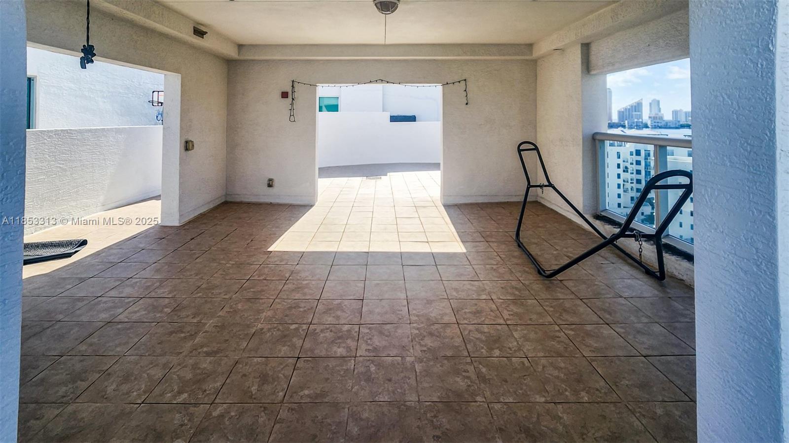 Photo of 3131 188th St  #1-1212, Aventura, Florida, 33180 - 