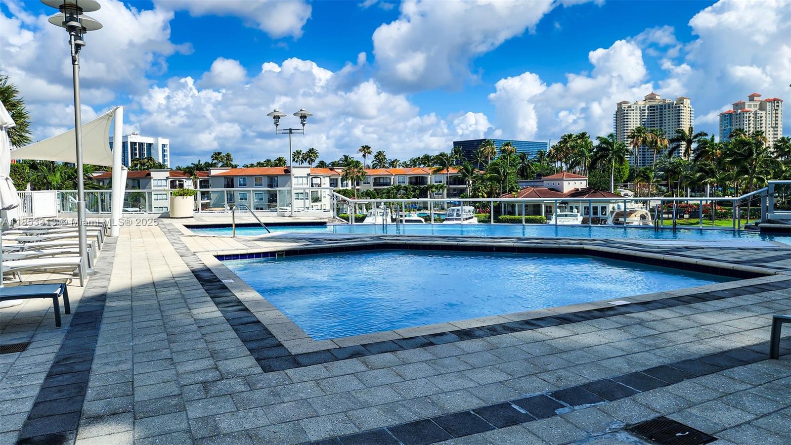 Photo of 3131 188th St  #1-1212, Aventura, Florida, 33180 - 