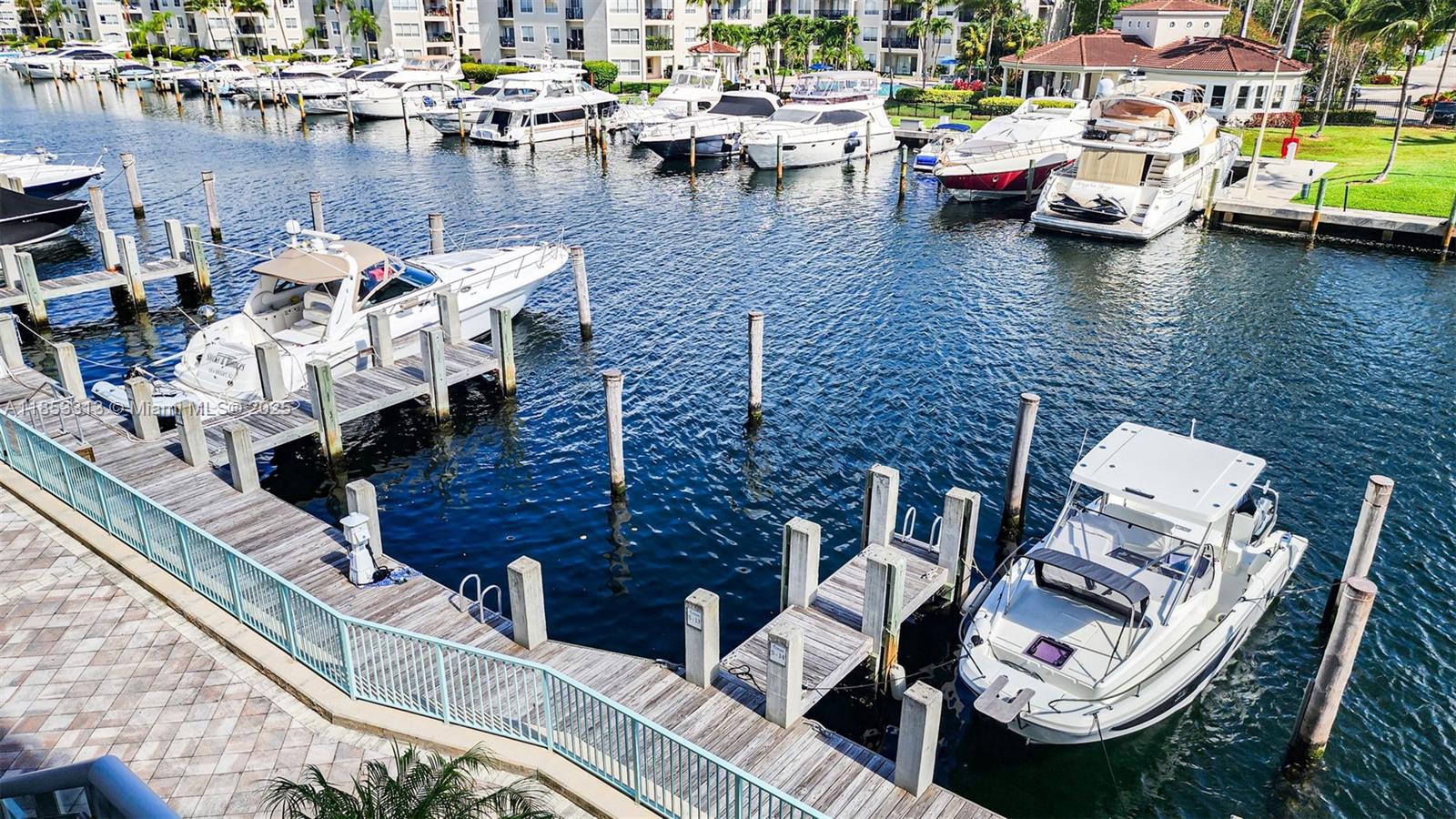 Photo of 3131 188th St  #1-1212, Aventura, Florida, 33180 - 