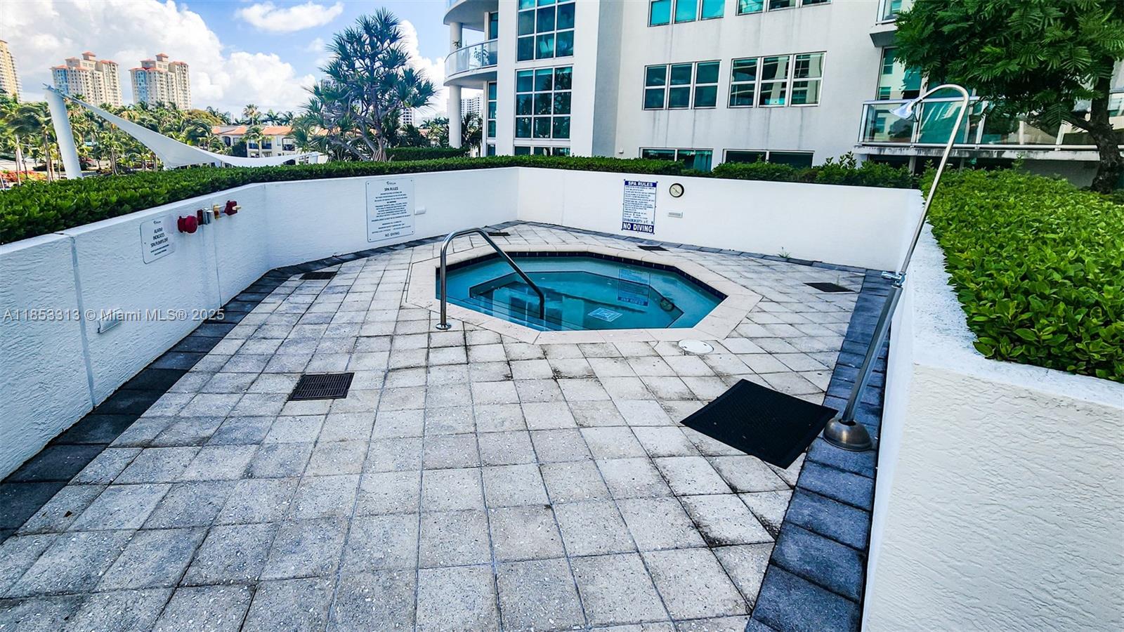 Photo of 3131 188th St  #1-1212, Aventura, Florida, 33180 - 