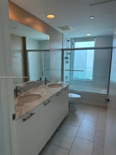 Подробнее 4000 1 / 1 774 кв.футов $ 2025-08-05 0 Фото