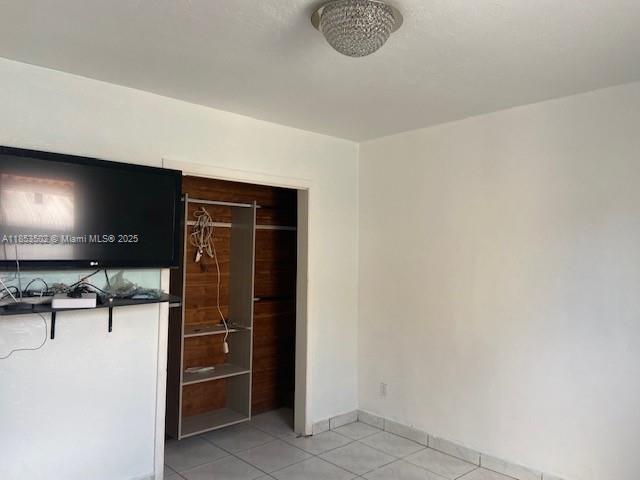 See details 3011 3 / 2 1291 sq. ft. $ 2025-08-05 0 Photo