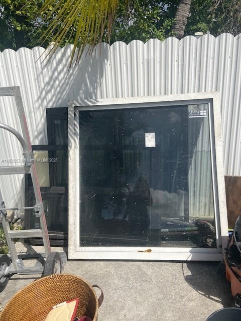 See details 3011 3 / 2 1291 sq. ft. $ 2025-08-05 0 Photo