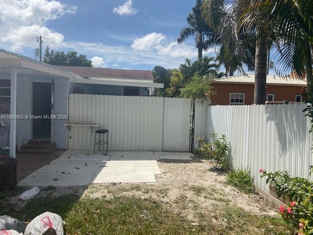 See details 3011 3 / 2 1291 sq. ft. $ 2025-08-05 0 Photo