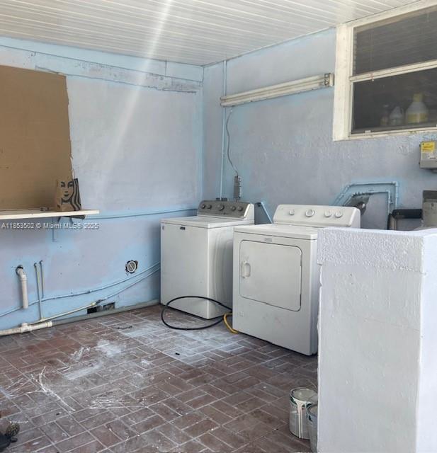 See details 3011 3 / 2 1291 sq. ft. $ 2025-08-05 0 Photo