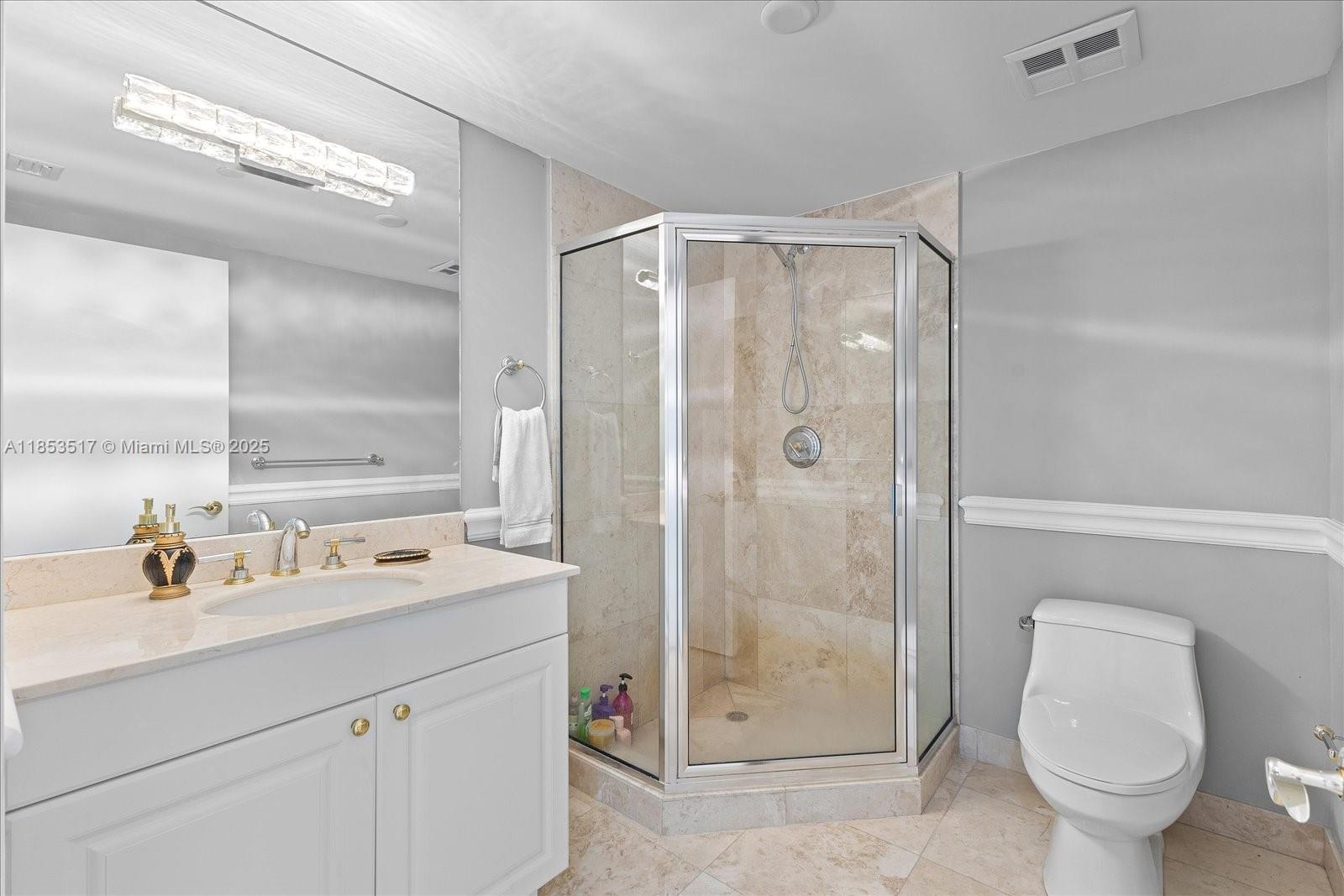Photo of 20201 Country Club Dr  #2301, Aventura, Florida, 33180 - 