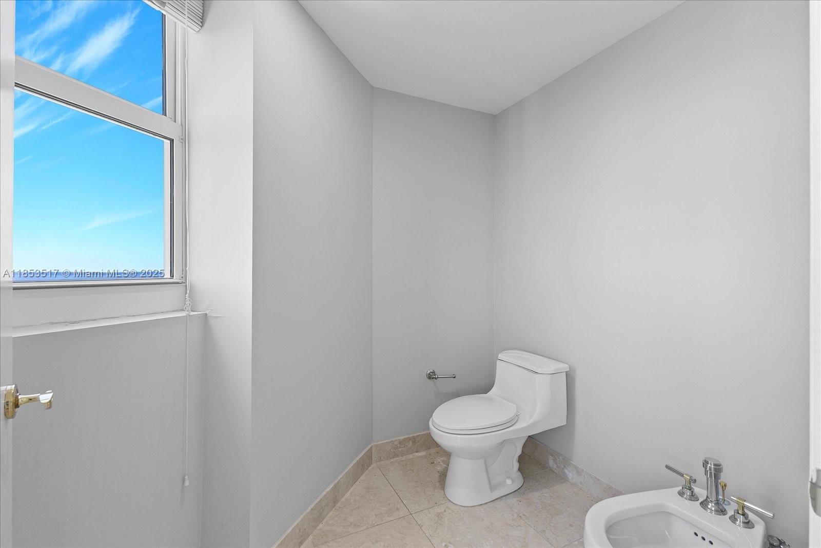 Photo of 20201 Country Club Dr  #2301, Aventura, Florida, 33180 - 