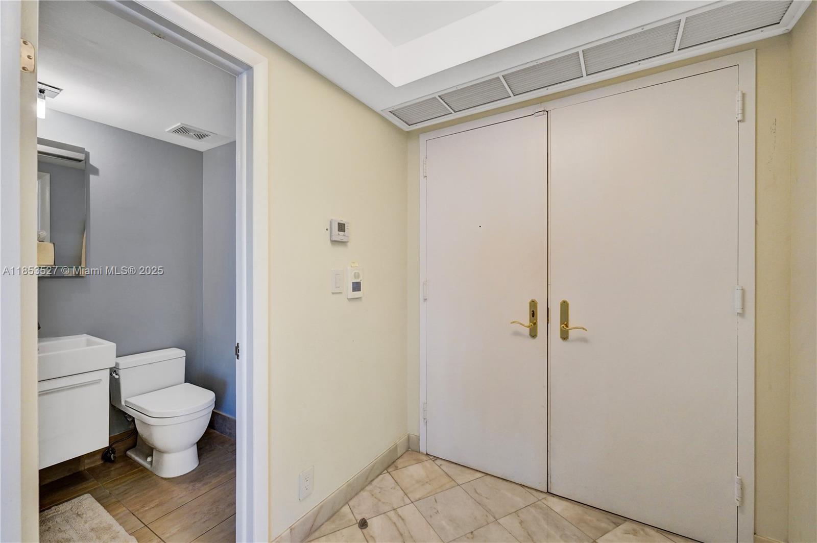 Photo of 20281 Country Club Dr  #607, Aventura, Florida, 33180 - 