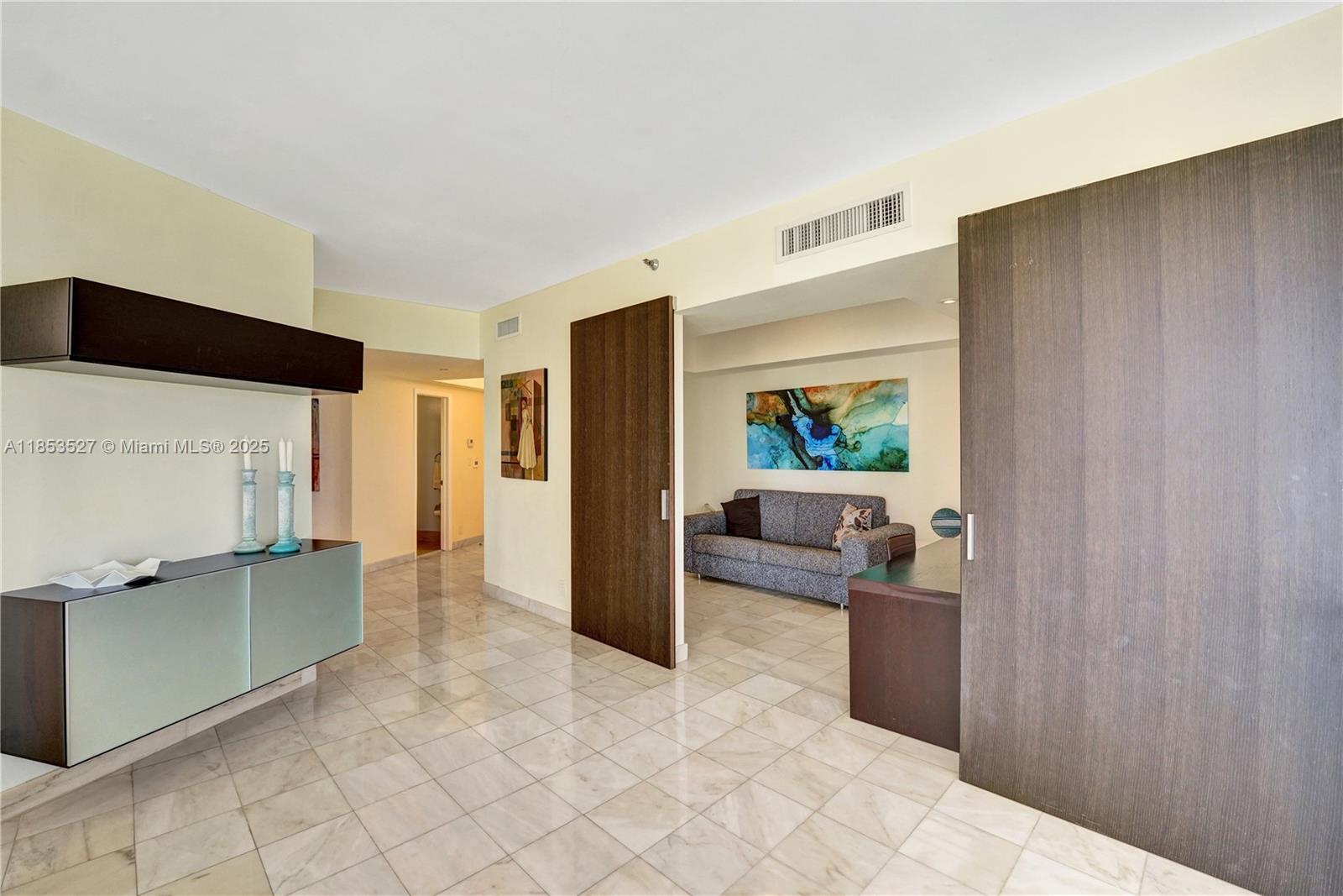 Photo of 20281 Country Club Dr  #607, Aventura, Florida, 33180 - 