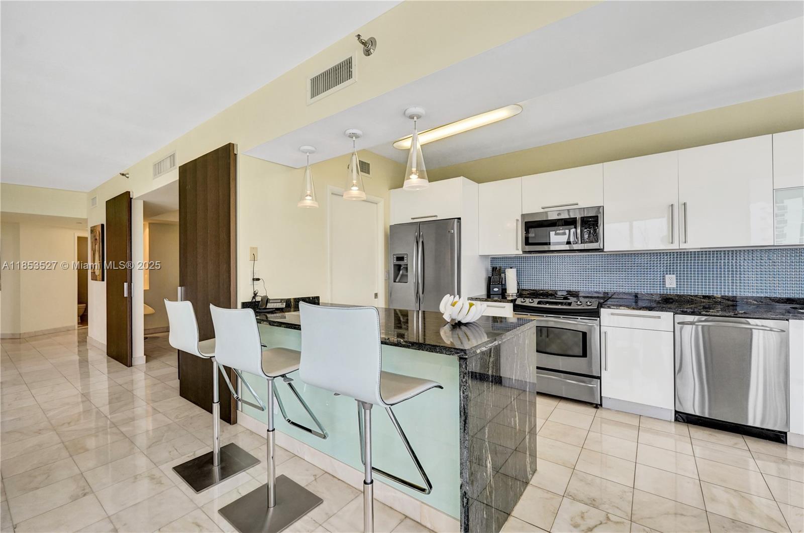 Photo of 20281 Country Club Dr #607, Aventura, Florida, 33180 -