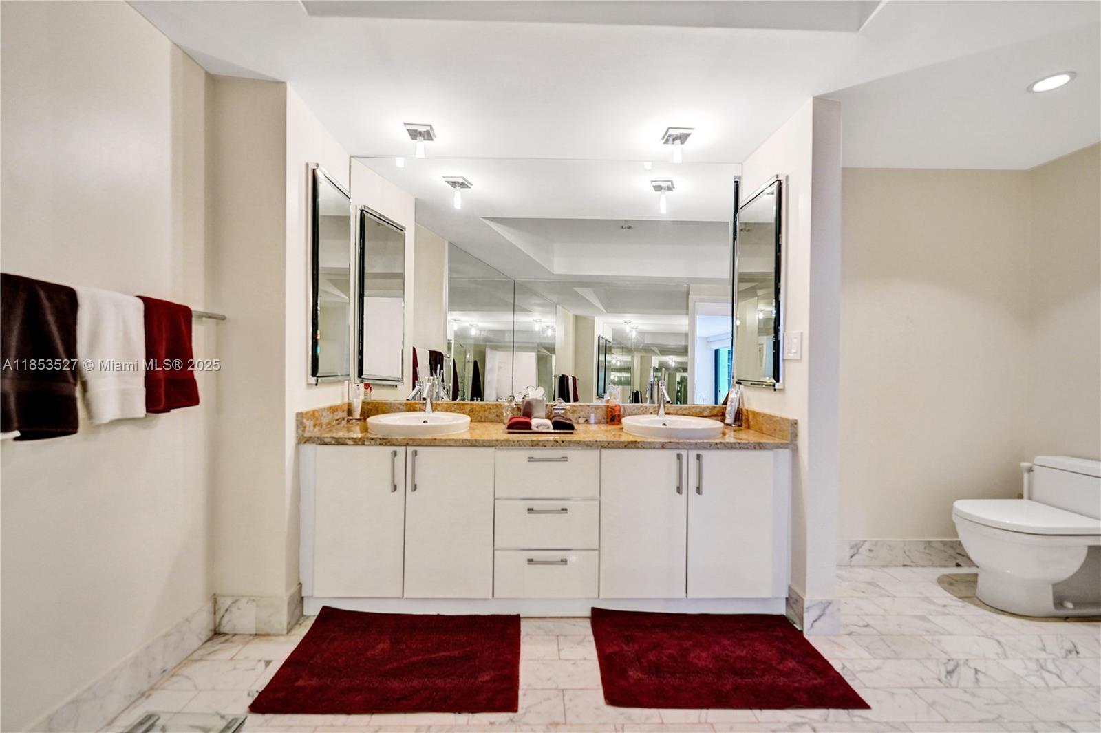 Photo of 20281 Country Club Dr  #607, Aventura, Florida, 33180 - 