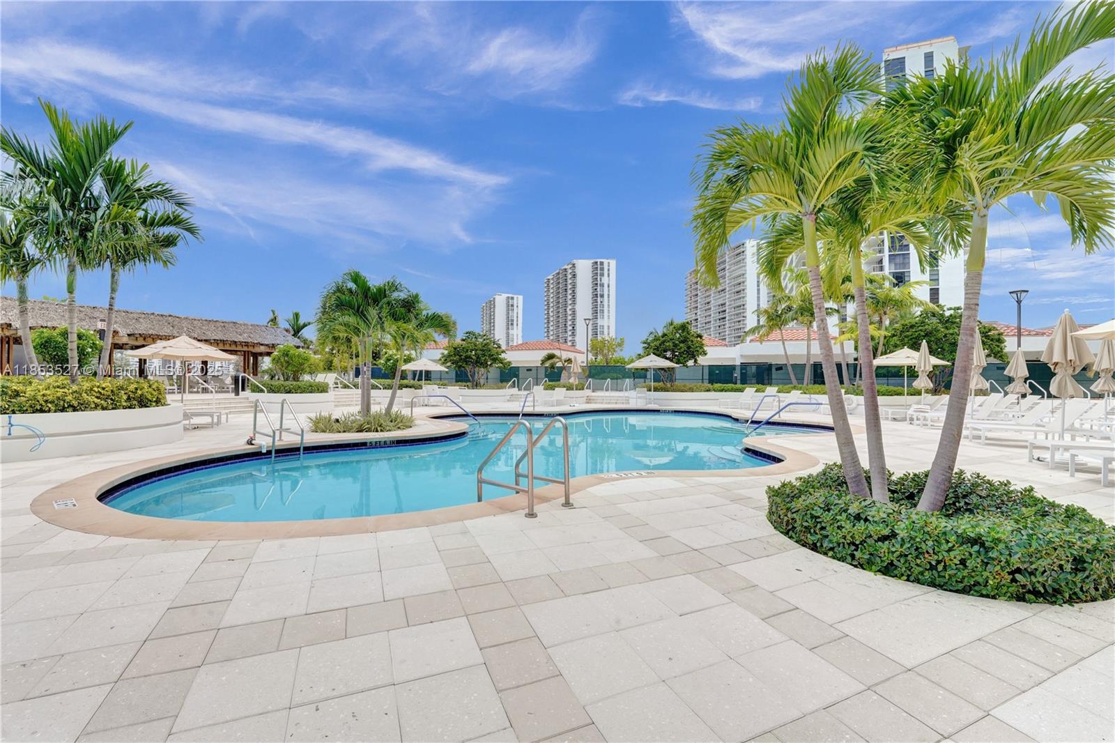 Photo of 20281 Country Club Dr  #607, Aventura, Florida, 33180 - 
