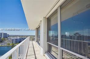 Photo of 2751 Ocean Dr  #1808N, Hollywood, Florida, 33019 - 