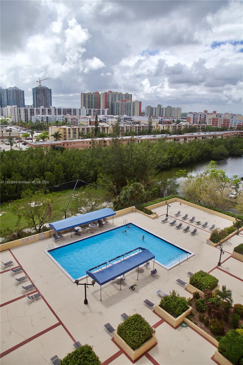 See details 1107 2 / 2 1232 sq. ft. $ 2025-08-06 0 Photo