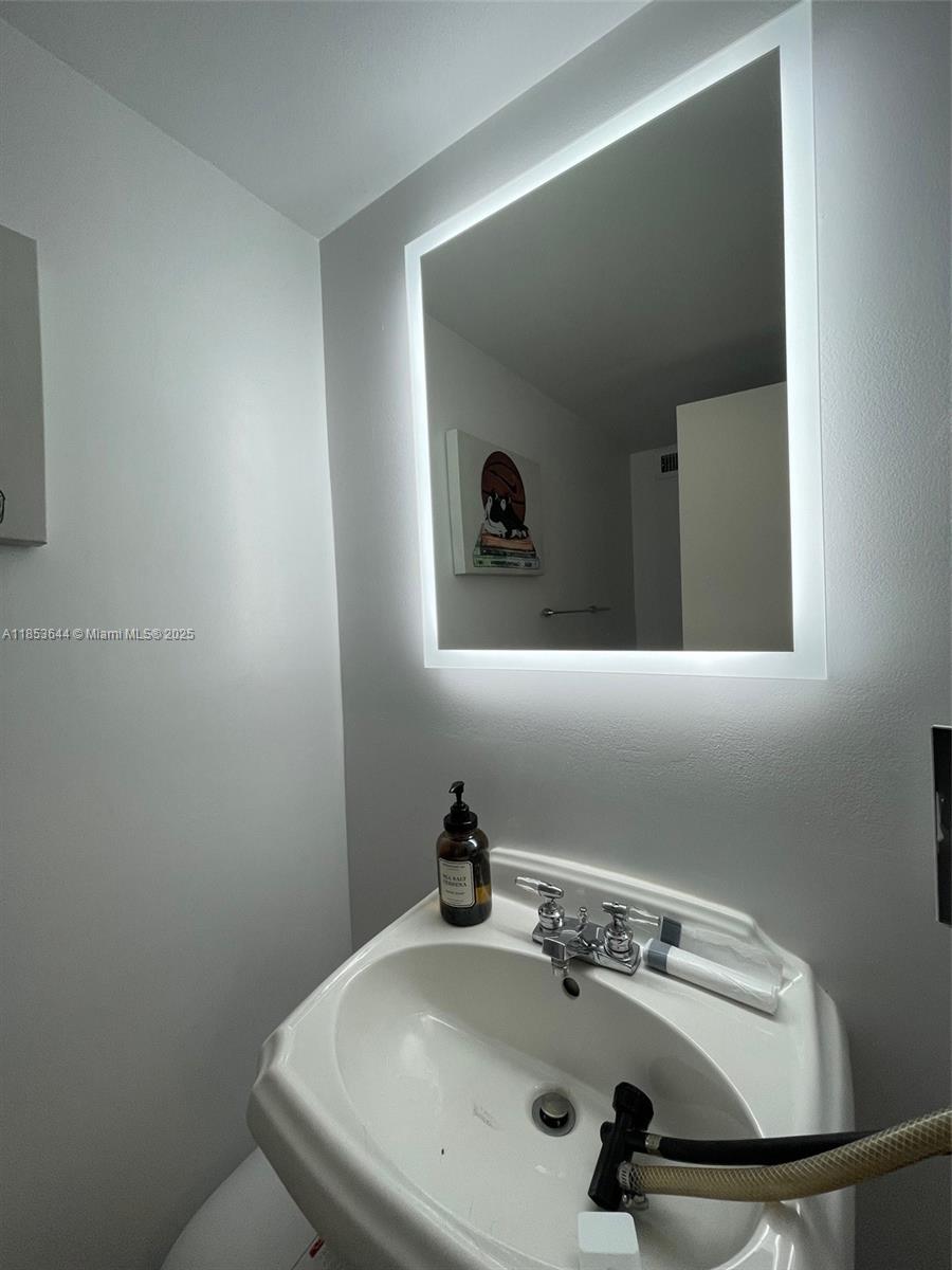 Photo of    #903, Hallandale Beach, Florida, 33009 - 