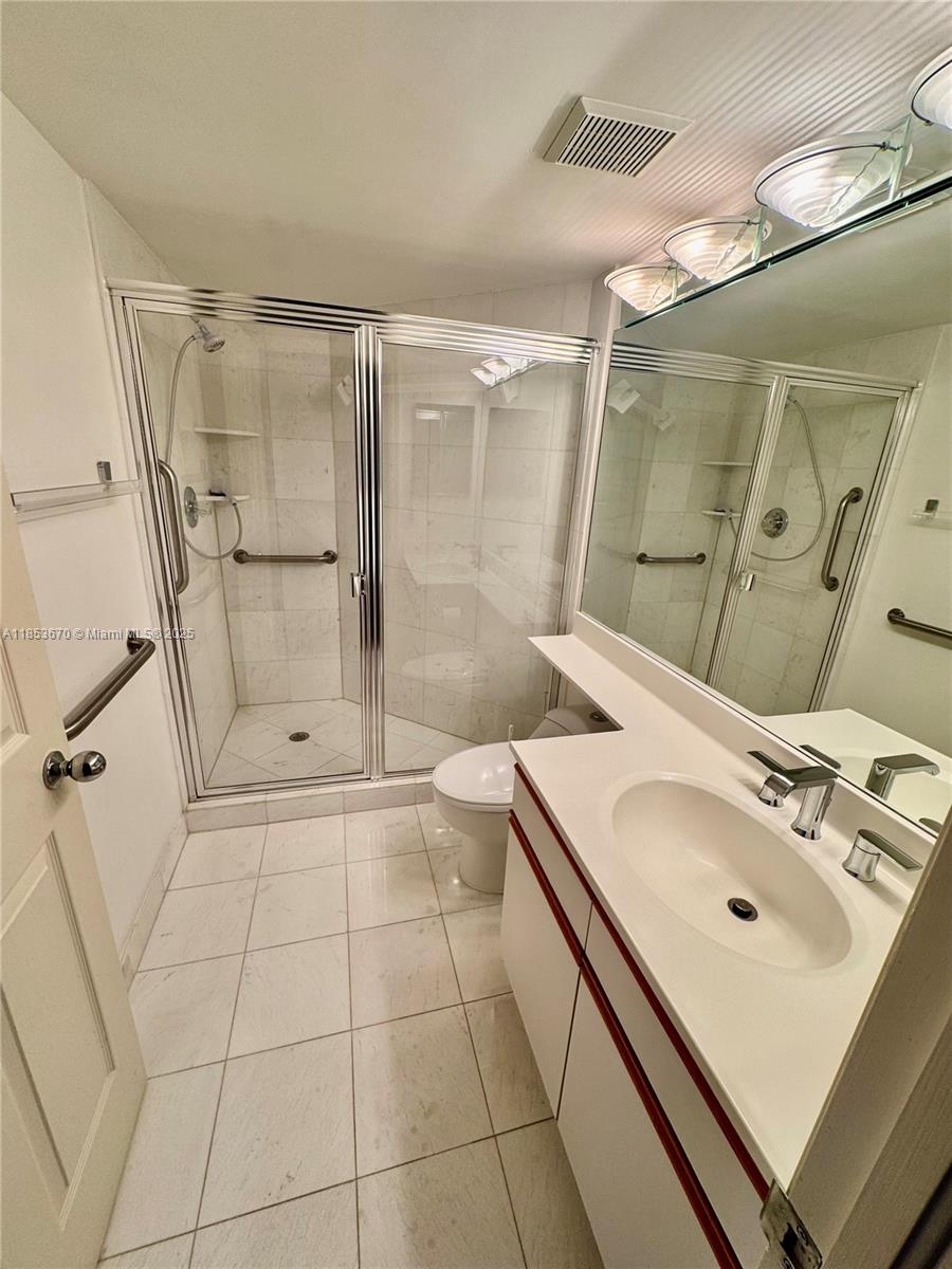 Photo of 3530 Mystic Pointe Dr  #601, Aventura, Florida, 33180 - 