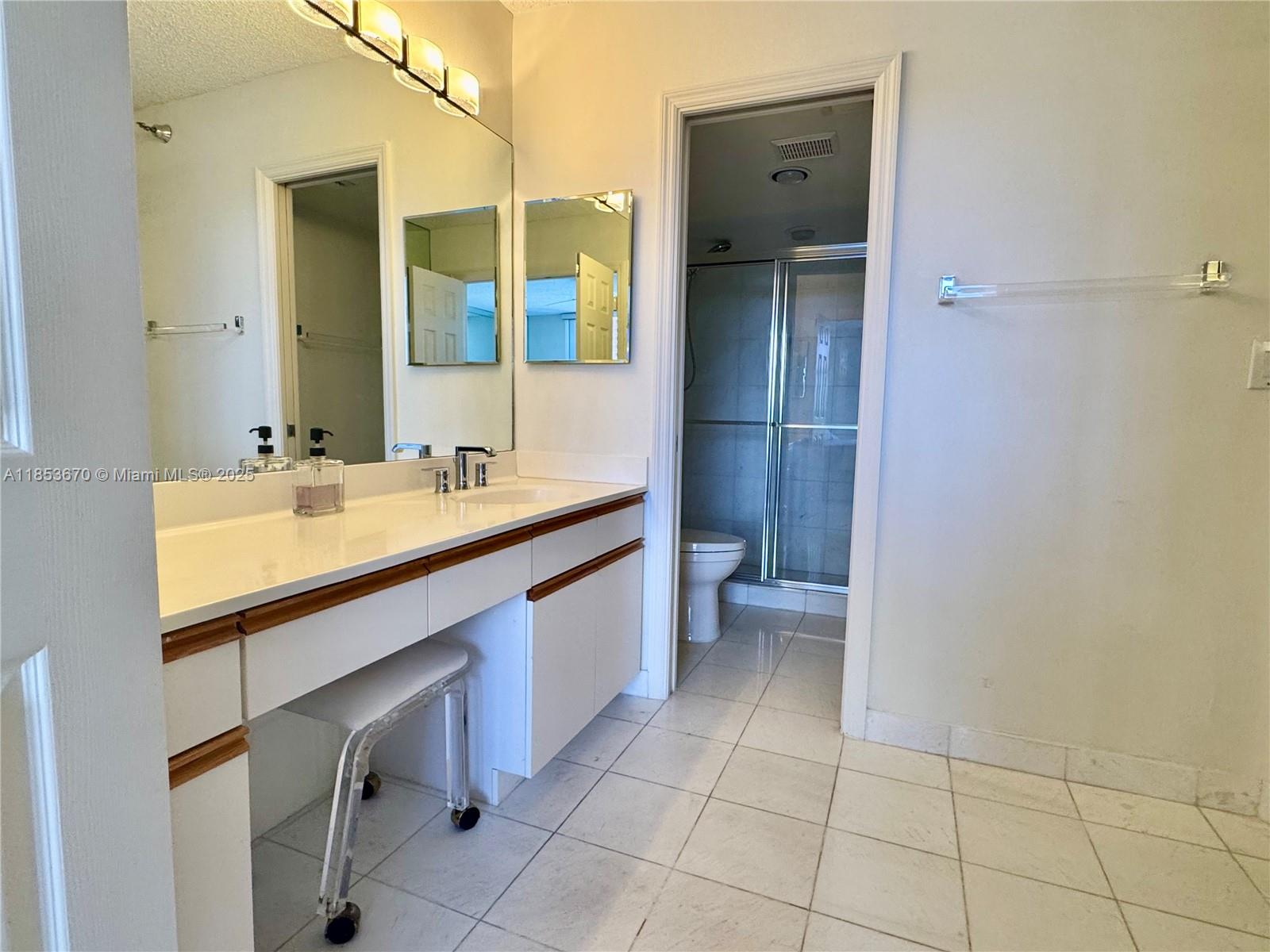 Photo of 3530 Mystic Pointe Dr  #601, Aventura, Florida, 33180 - 