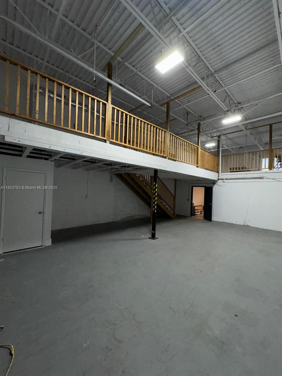 See details A 2-3 / sq. ft. $ 2025-08-06 0 Photo