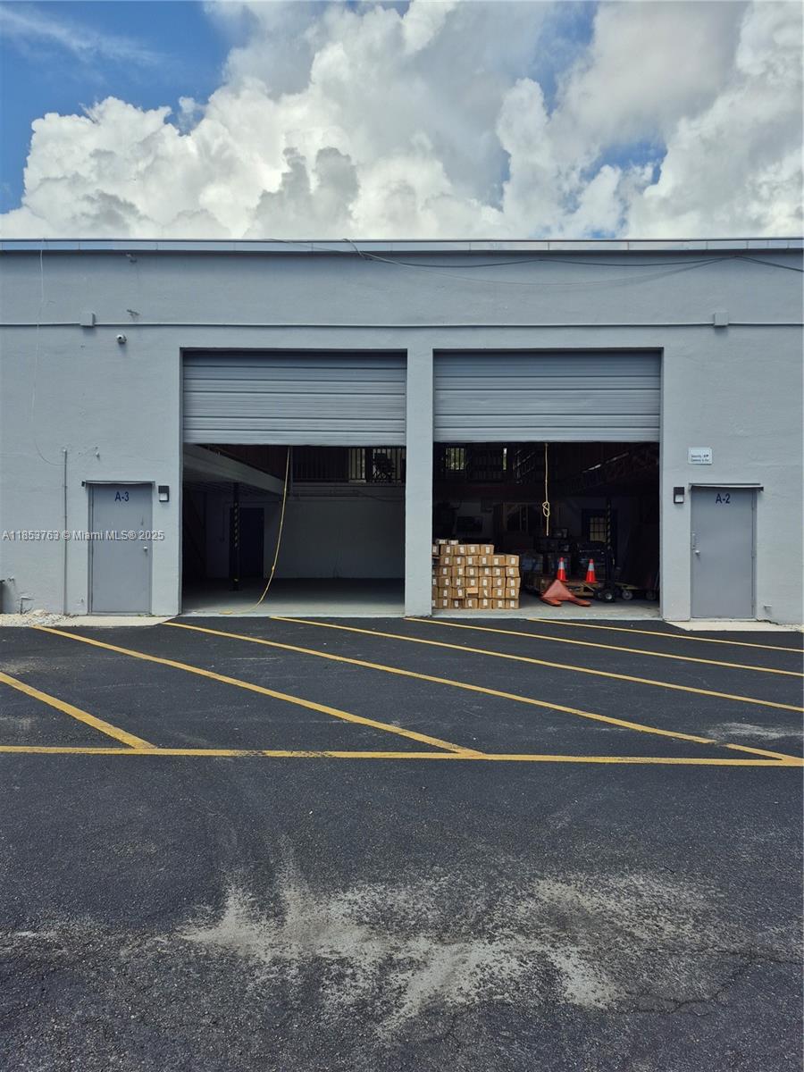 See details A 2-3 / sq. ft. $ 2025-08-19 0 Photo