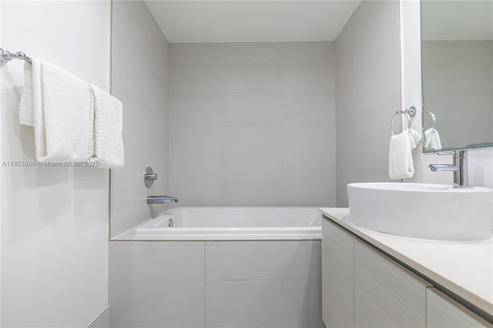 Photo of 2600 Hallandale Beach Blvd  #2702, Hallandale Beach, Florida, 33009 - 