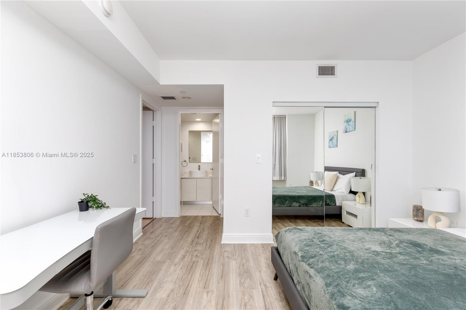 Photo of 2600 Hallandale Beach Blvd  #2702, Hallandale Beach, Florida, 33009 - 
