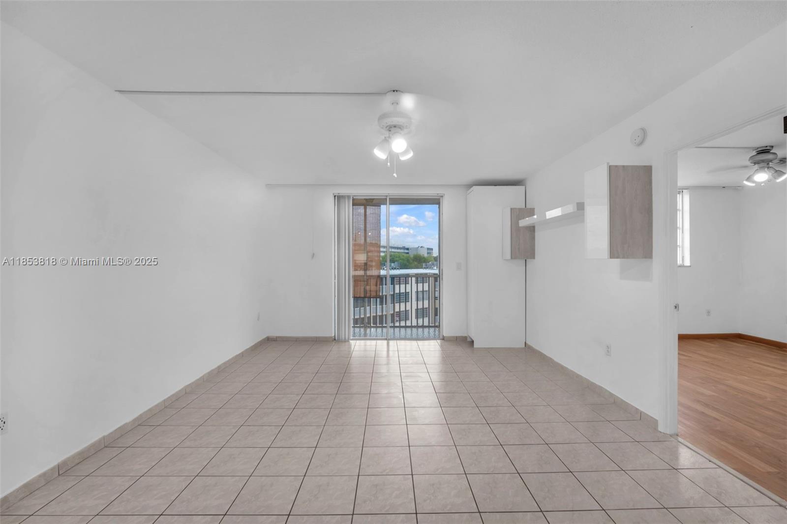 504 1 / 1 686 sq. ft. $ 2025-09-09 0 Photo