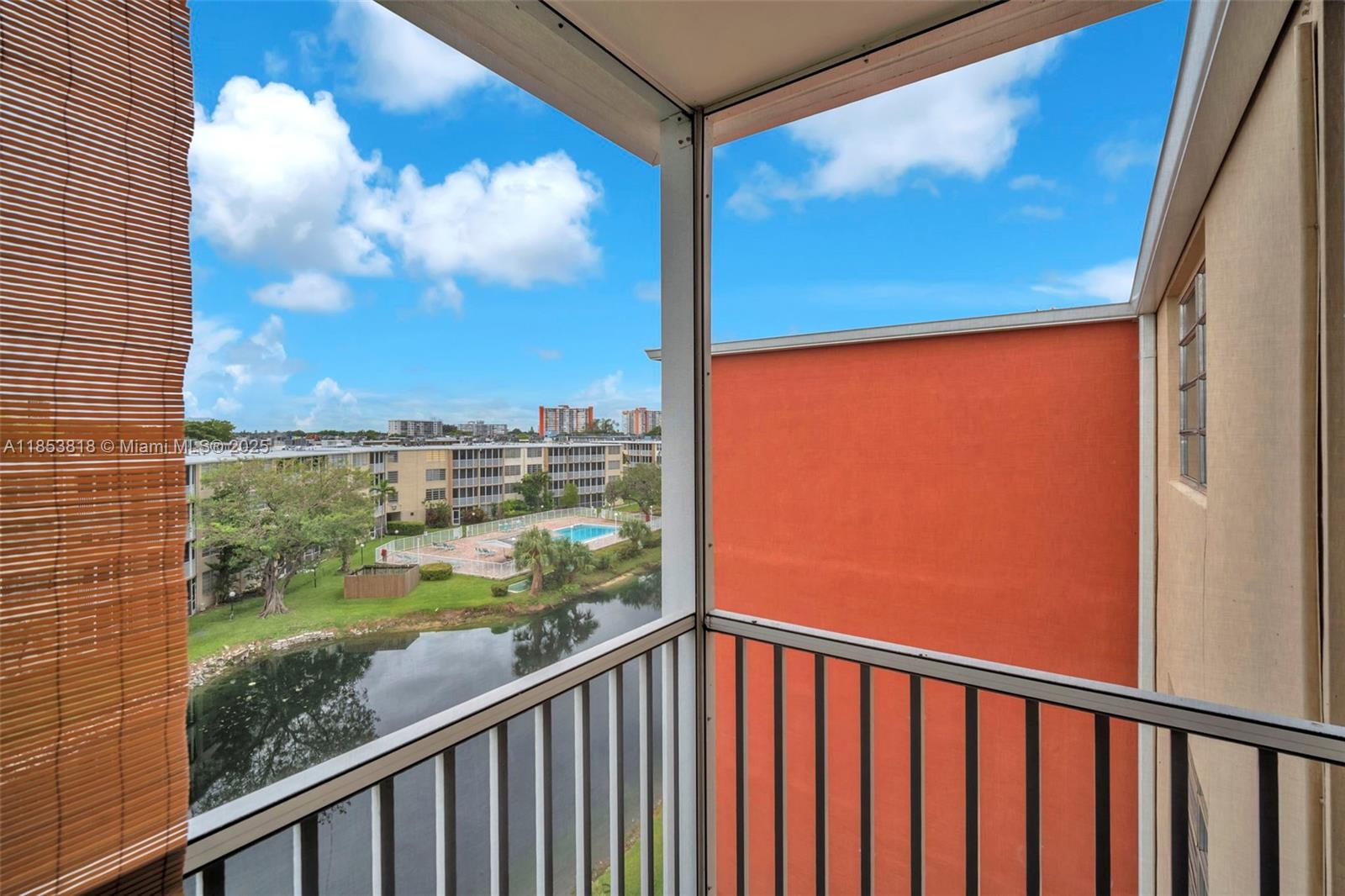 504 1 / 1 686 sq. ft. $ 2025-09-09 0 Photo