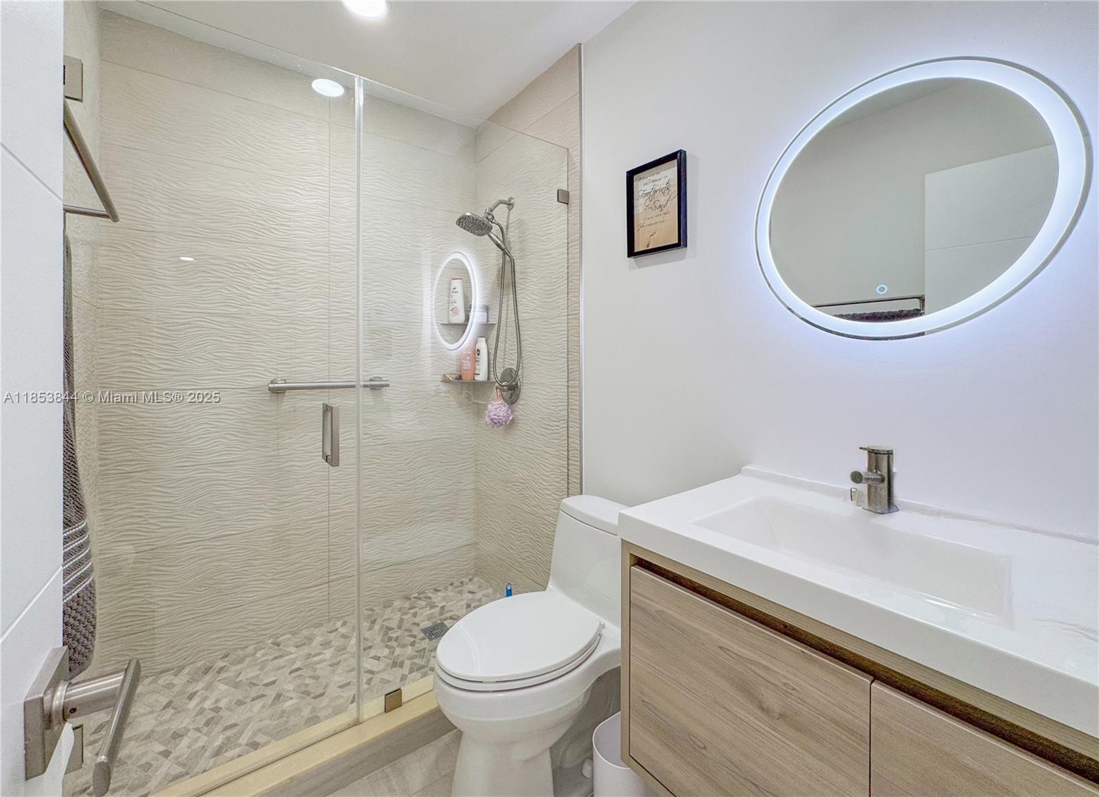 Ver detalles / 2075 sq. ft. $ 2025-08-06 0 foto