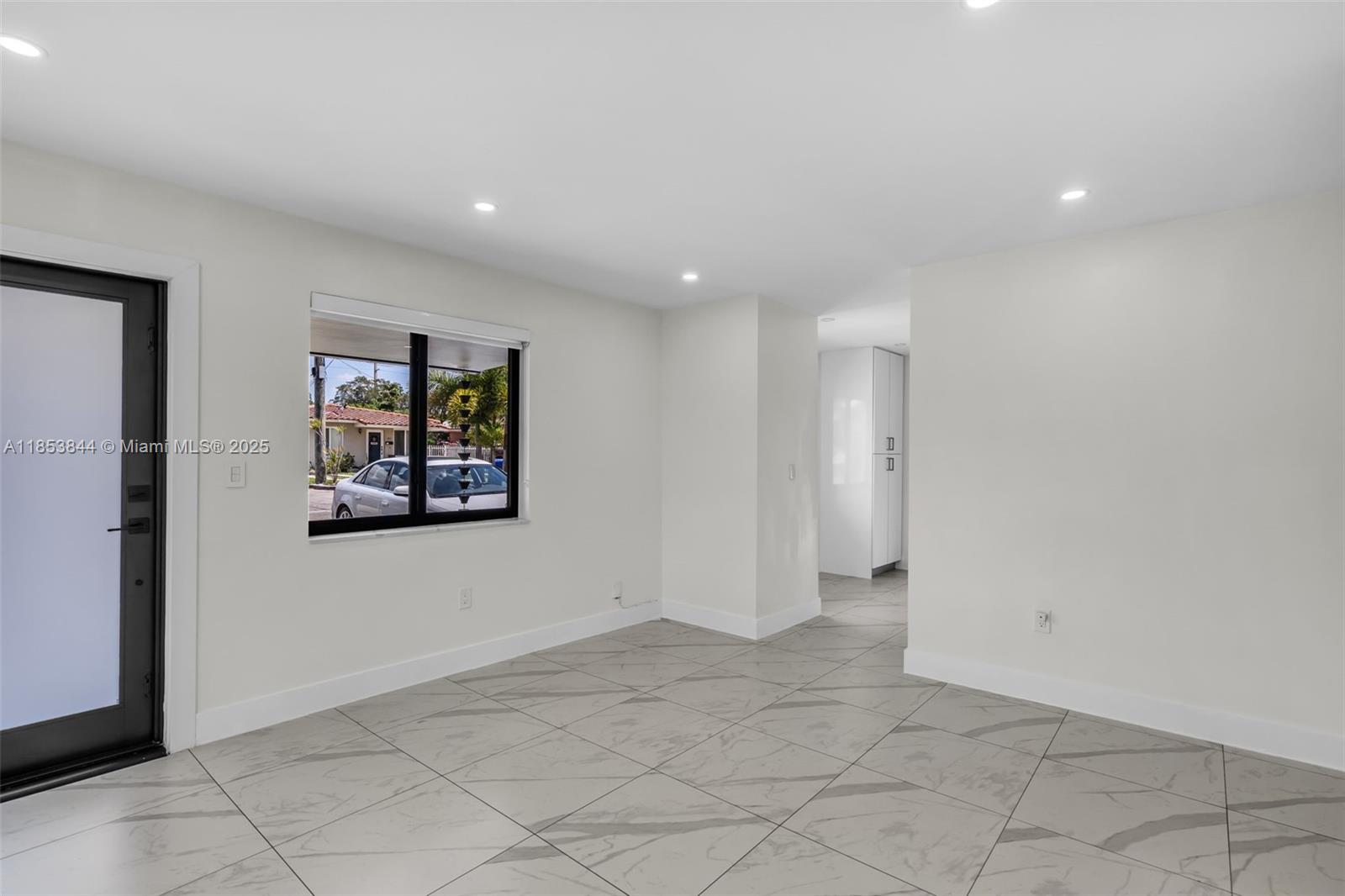Ver detalles / 2075 sq. ft. $ 2025-08-06 0 foto