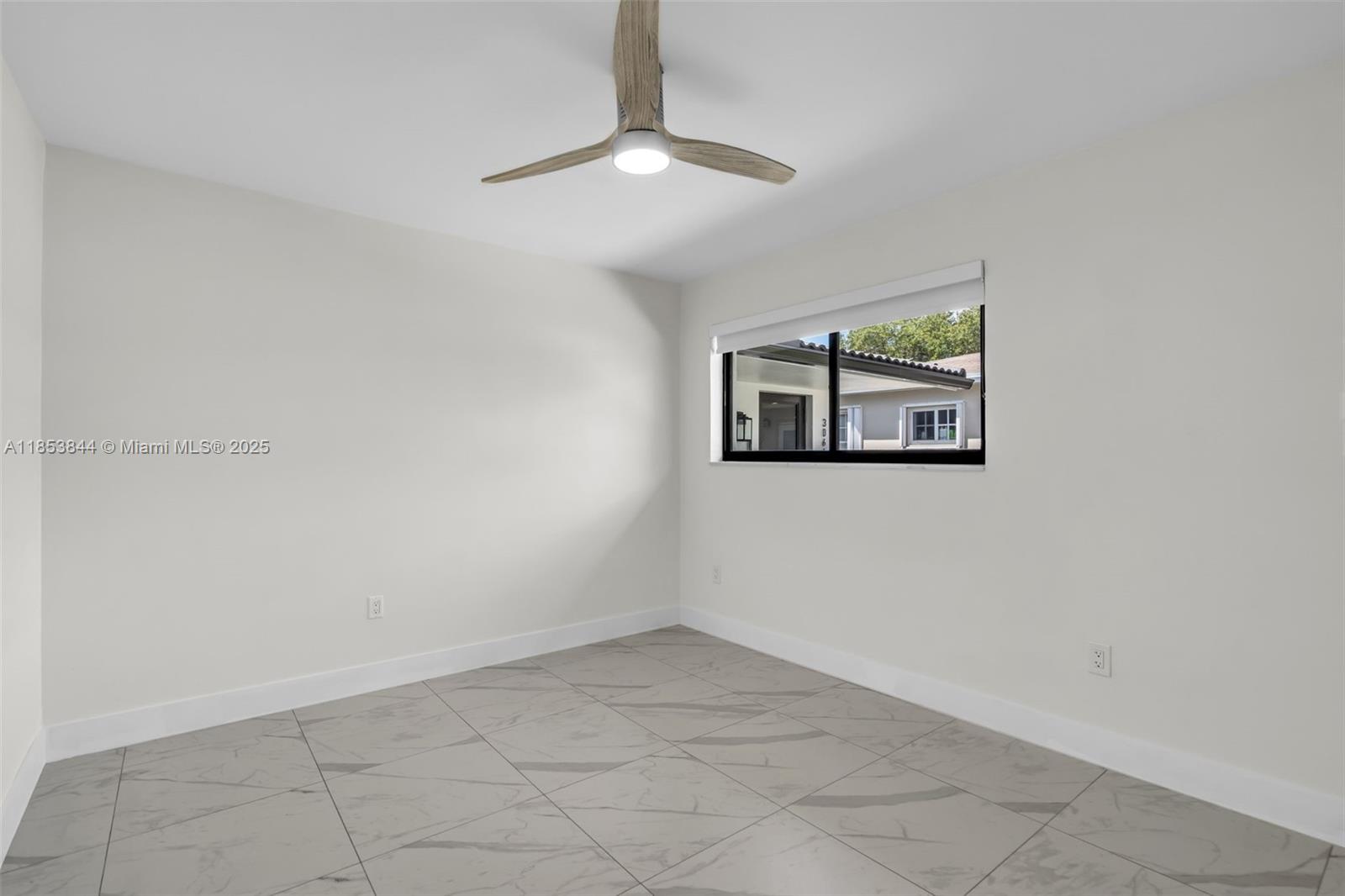 Ver detalles / 2075 sq. ft. $ 2025-08-06 0 foto