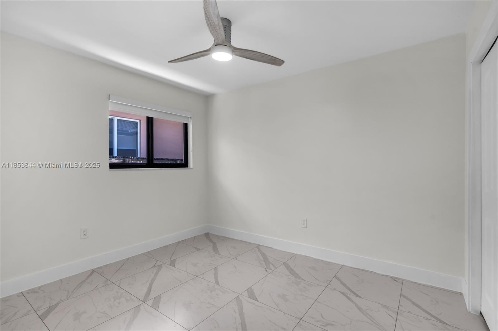 Ver detalles / 2075 sq. ft. $ 2025-08-06 0 foto