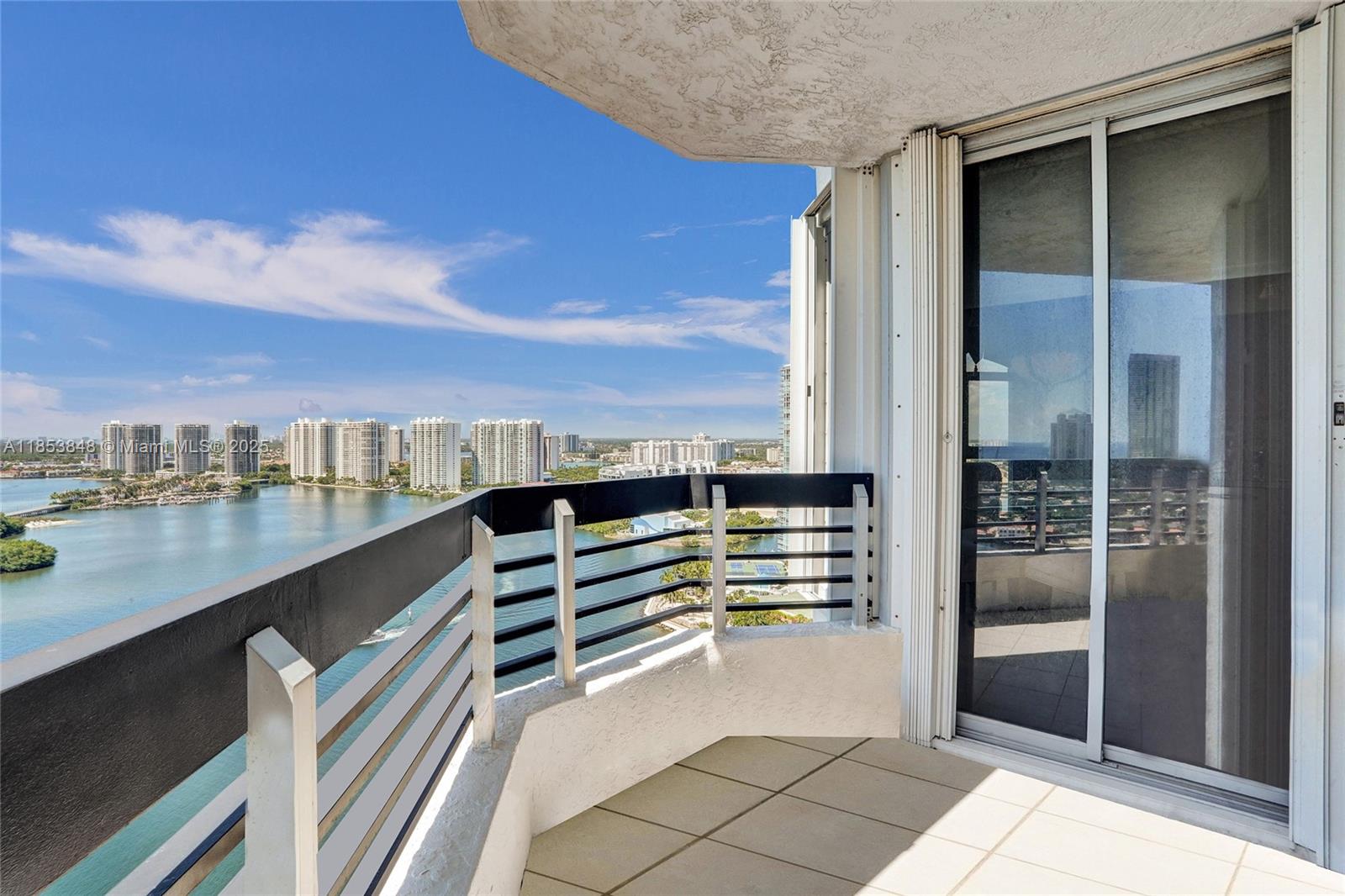 Photo of 3530 Mystic Pointe Dr  #2915, Aventura, Florida, 33180 - 